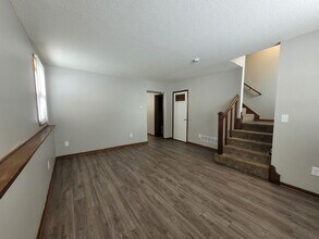 Building Photo - 1761-1763 E Lacona Avenue