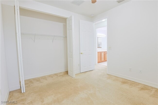 Building Photo - 10391 Carolina Willow Dr