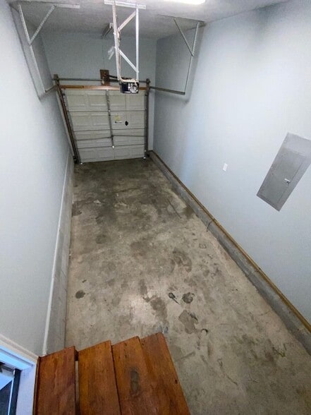 Building Photo - 1320 Stroud Dr