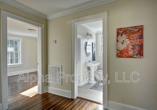 Building Photo - 407 S Florida Ave