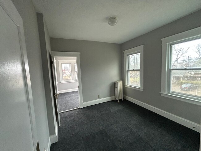 Building Photo - 3024 West Blvd