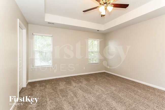 Building Photo - 10520 Meadow Crossing Ln