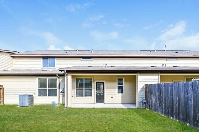 Building Photo - 12438 Gemma Ln