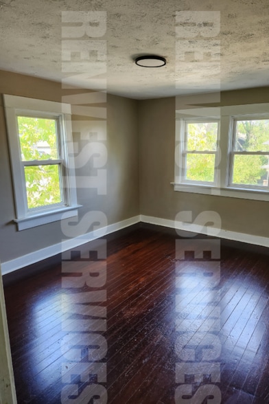 Building Photo - 2611 Marcella Ave