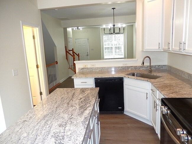 Building Photo - 5445 Crabtree Park Ct