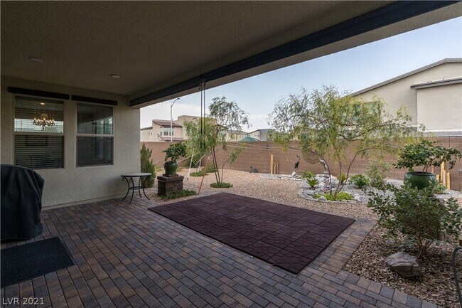 Building Photo - 6842 Moorland St
