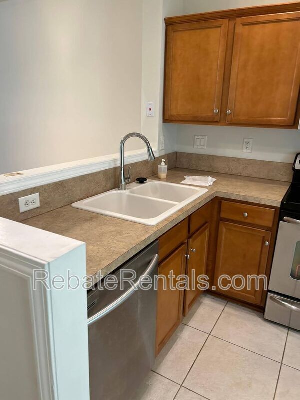 Building Photo - 6599 Arching Branch Cir