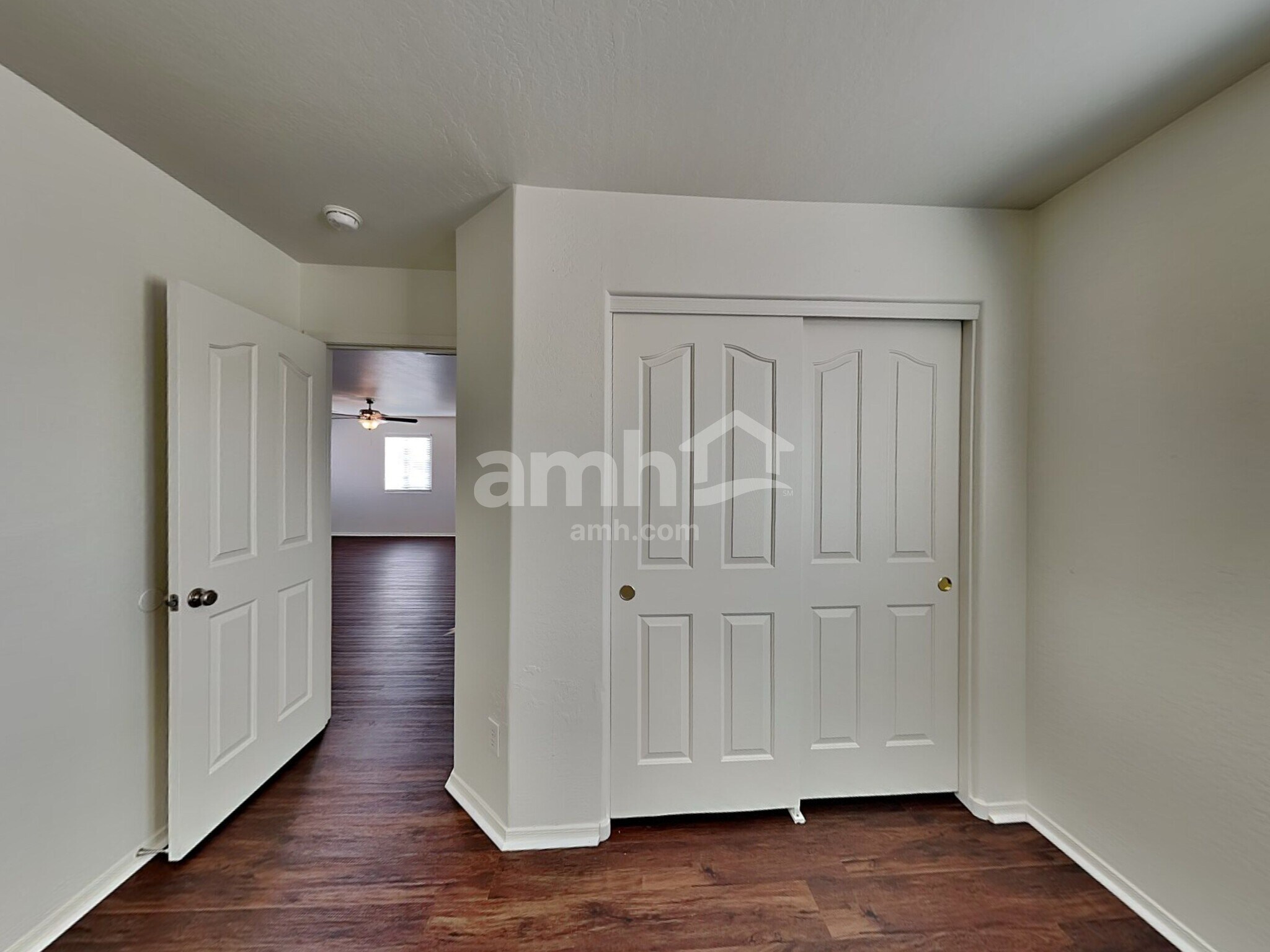 Building Photo - 21967 W Sonora St