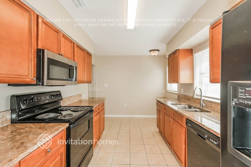 Building Photo - 105 Ridge Ct