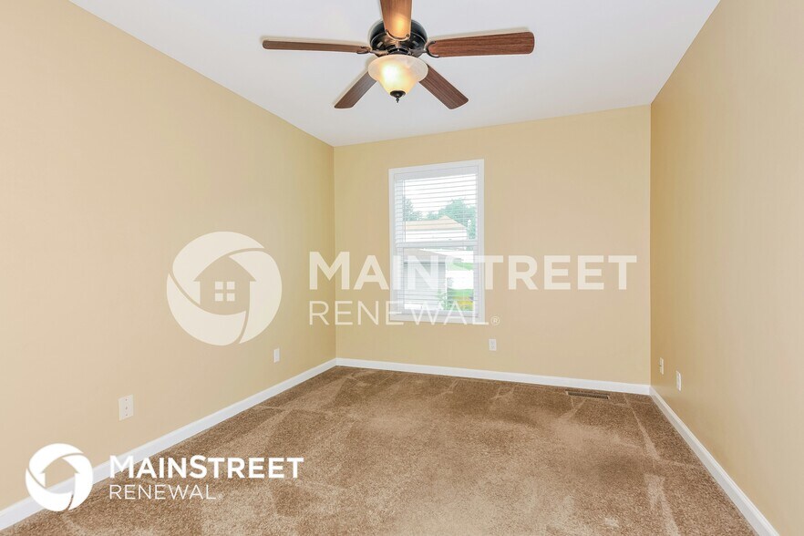 Building Photo - 197 Falcetti Dr