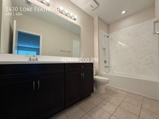 Building Photo - 1430 Lone Feather Trail