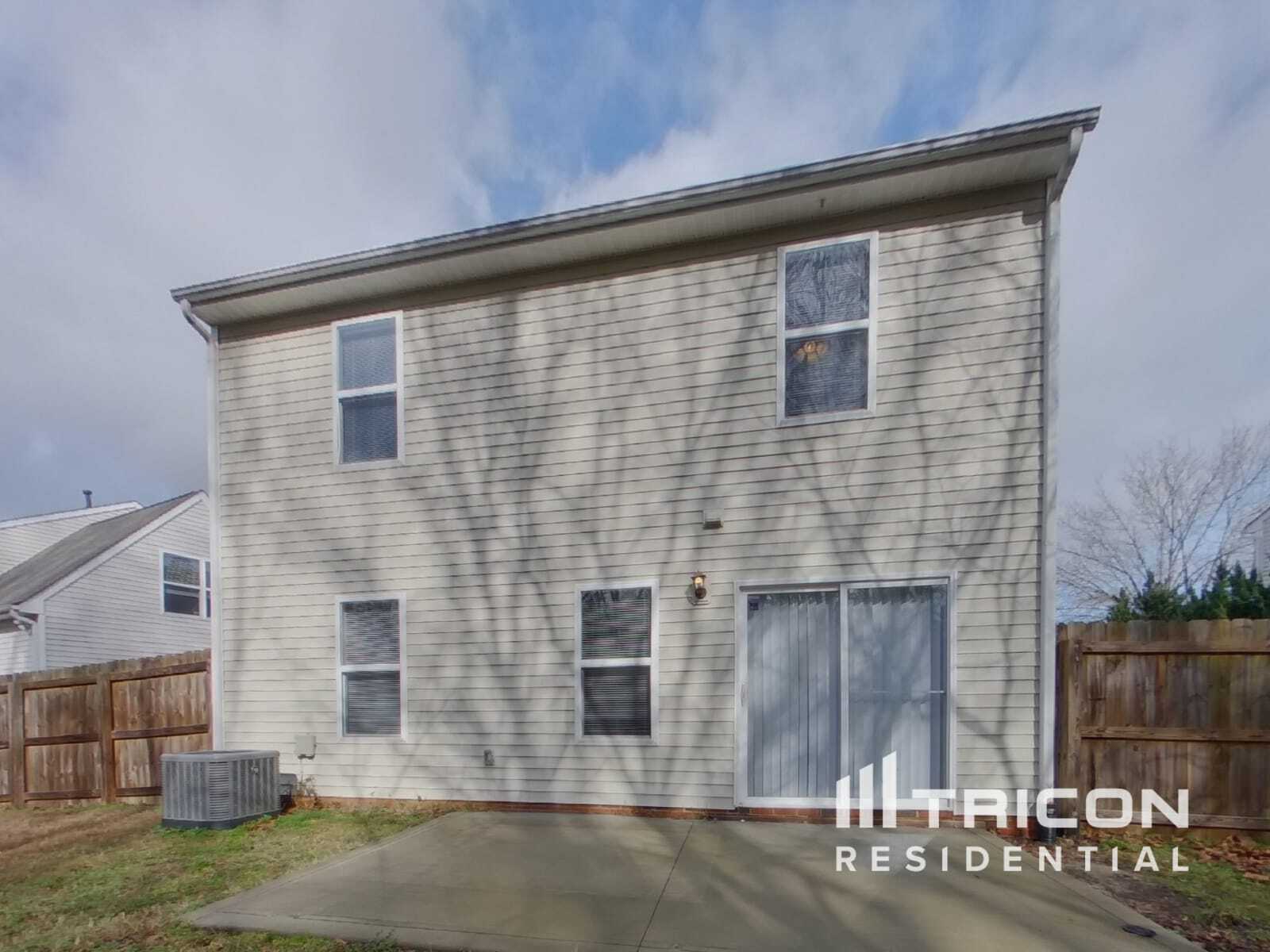 Building Photo - 8334 Rolling Meadows Ln