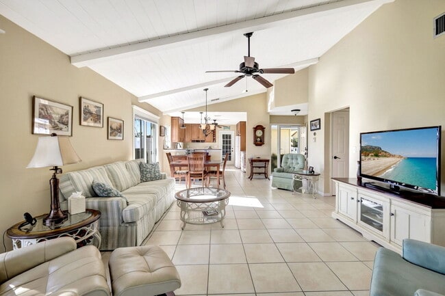 Building Photo - Furnished 2-Bedroom Home in Gulf Harbour Y...