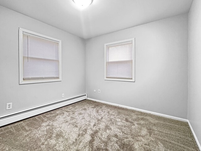 Building Photo - 3111 Hubal Ave SW