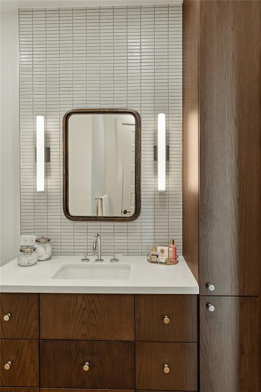 Building Photo - 600 Guadalupe St