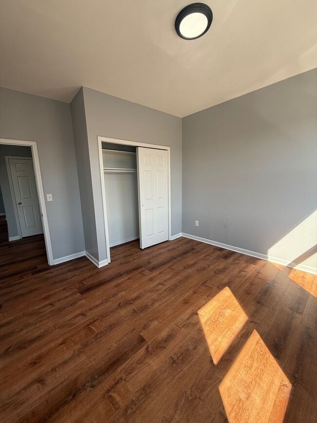 Building Photo - 232 Broadway