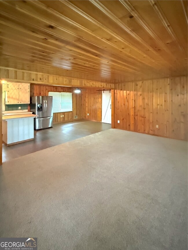 Building Photo - 150 Corinth Poseyville Rd