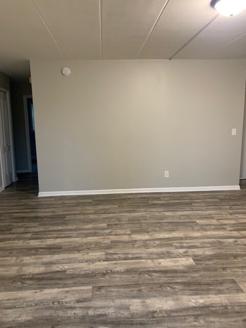 Building Photo - 5721 Van Buren St