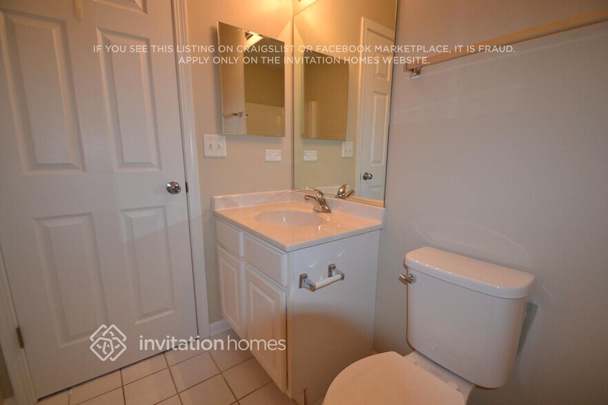 Building Photo - 2382 Castle Pines Ln