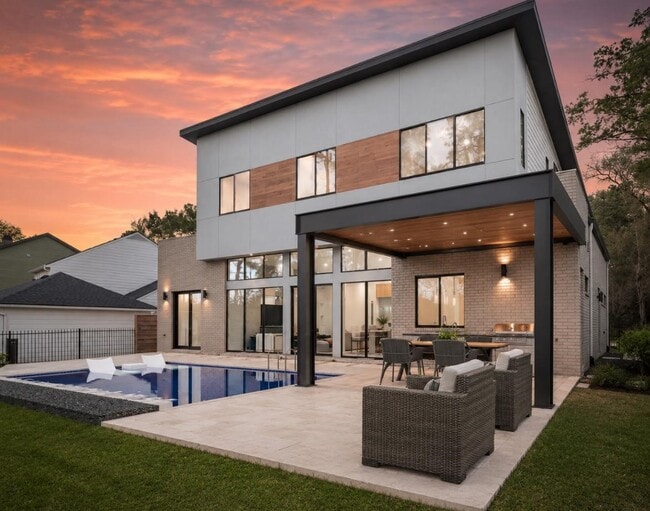 Building Photo - 51 Huntsmans Horn Cir