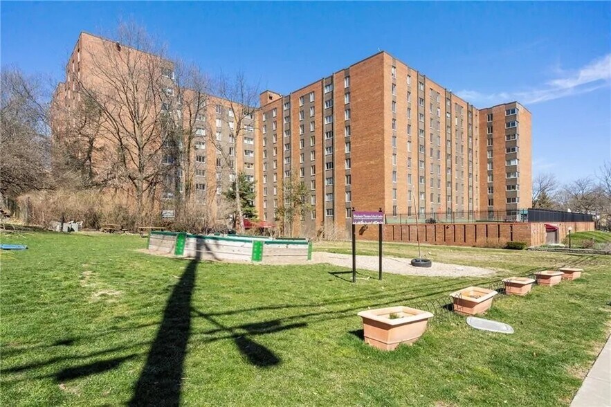 Building Photo - 5 Bayard Rd