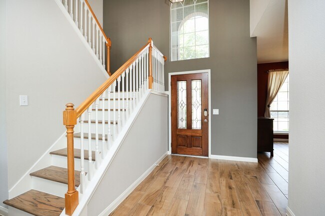 Building Photo - 10330 Sablebrook Ln