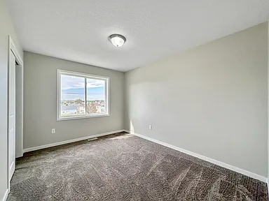 Building Photo - 5620 Buckthorne Dr