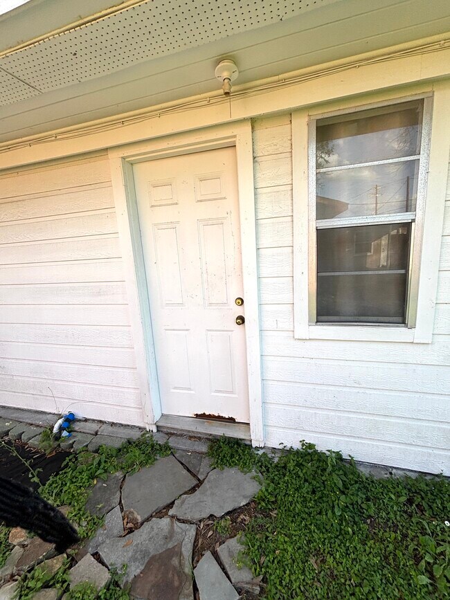 Building Photo - 4901 Timber Ln