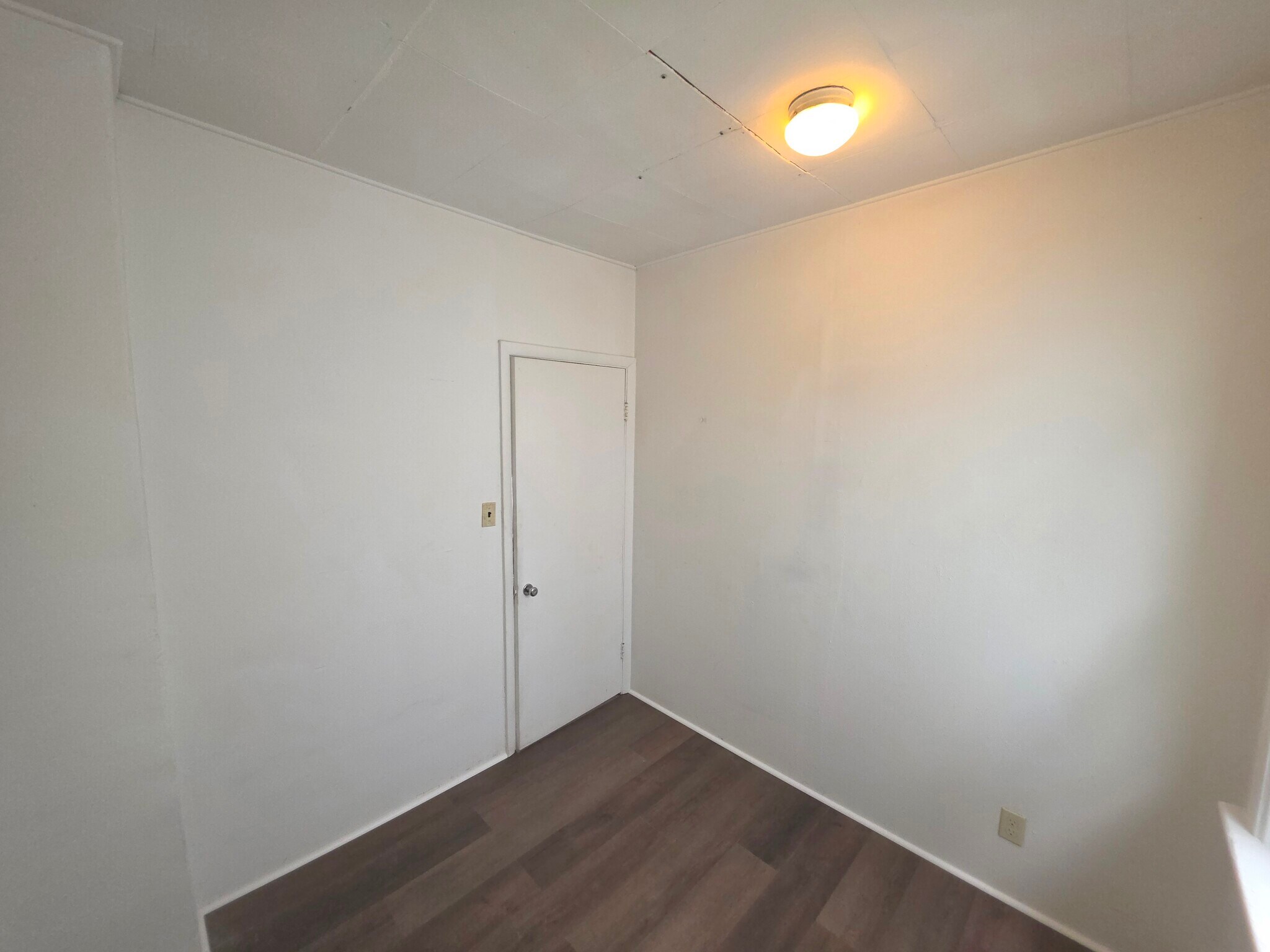 Building Photo - 2560 S Austin St