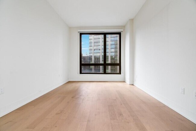 Building Photo - 1 bedroom in Brooklyn NY 11238