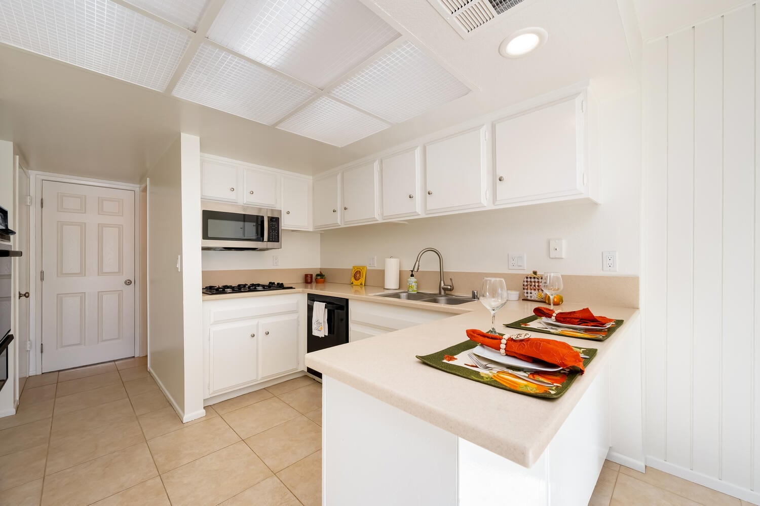 Building Photo - 30747 Calle Chueca