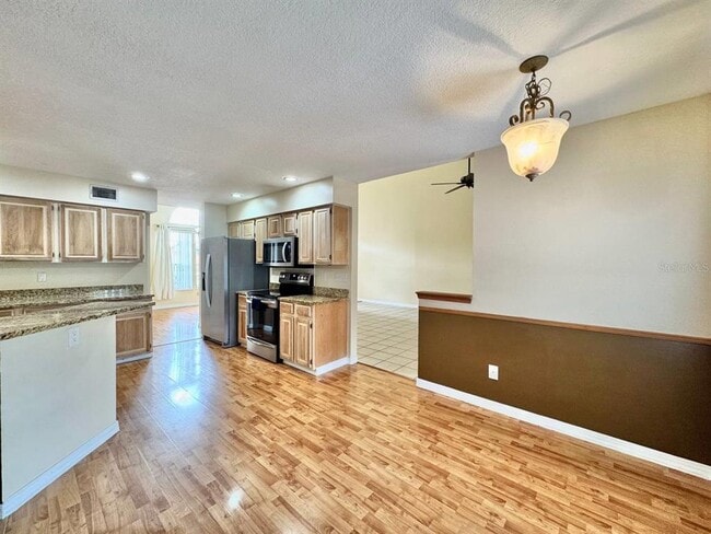 Building Photo - 5333 Casa Nueva Dr