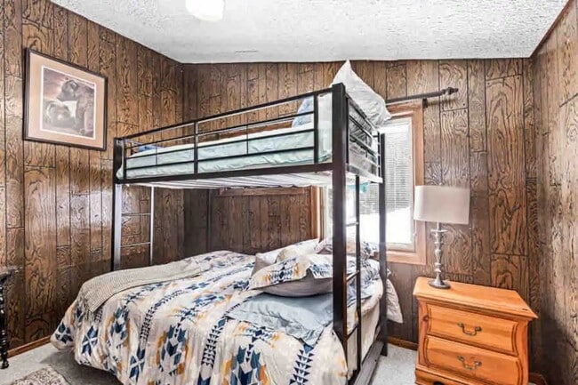 Bouble Bed with Bunk Bed - 7590 Barrs Lake Rd