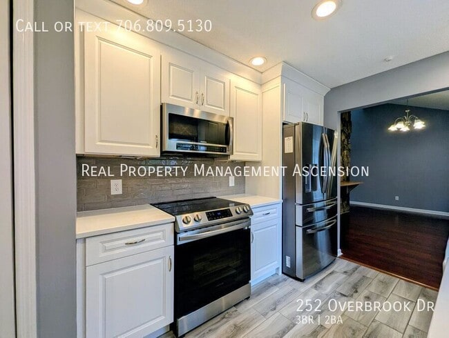 Building Photo - 252 Overbrook Dr