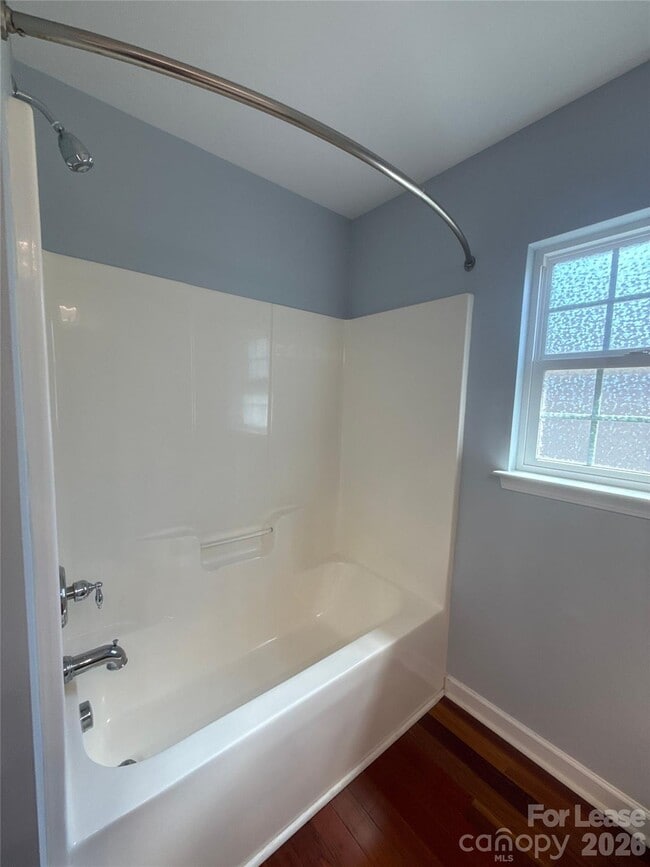 Building Photo - 2413 Merryvale Way