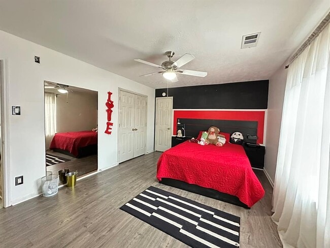 Building Photo - 23707 Hackberry Dr