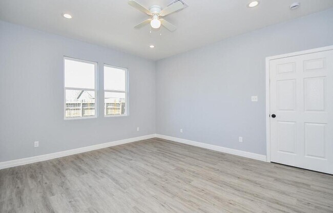 Building Photo - 10322 Rancho Bernardo Ln