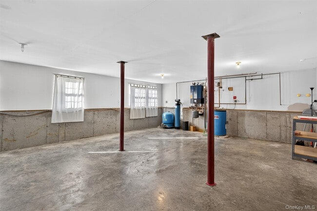 Building Photo - 98 Black Creek Rd