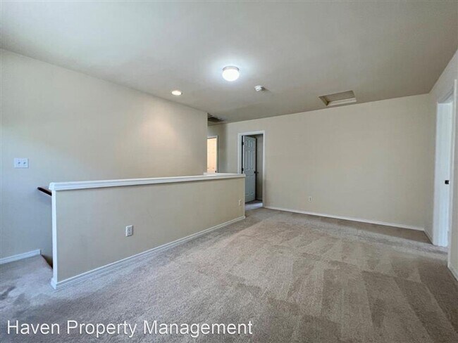 Building Photo - 4 br, 2.5 bath House - 12820 SE 225th Ct
