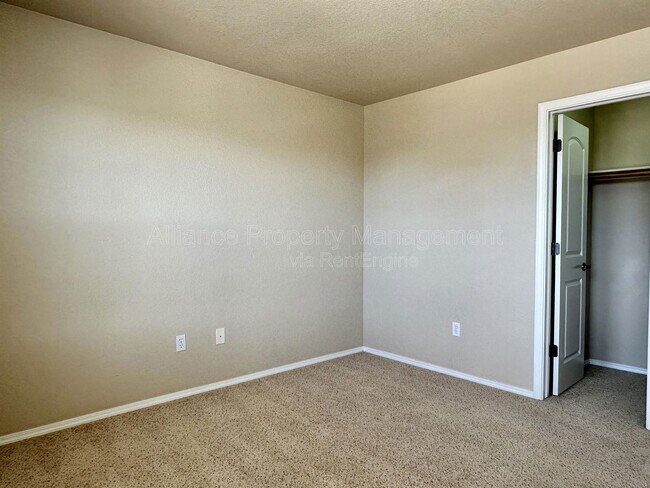 Building Photo - 8361 Winding Passage Dr