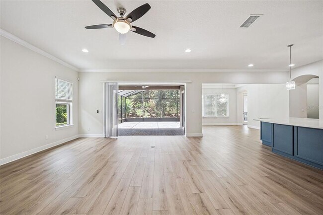 Building Photo - 10819 Savona Way