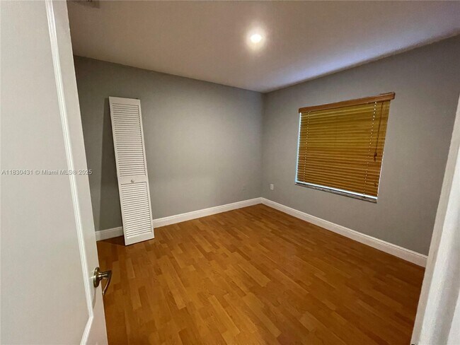 Building Photo - 16469 SW 100th Terrace