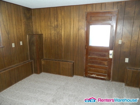 Building Photo - 1008 S Jefferson Way