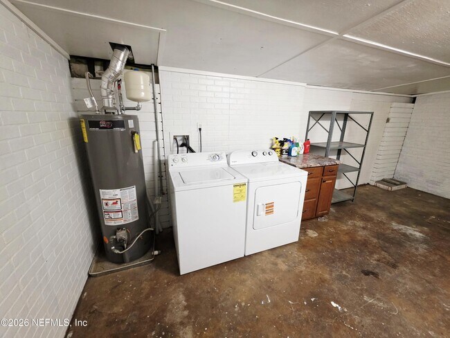 Building Photo - 2146 Antilles Ct