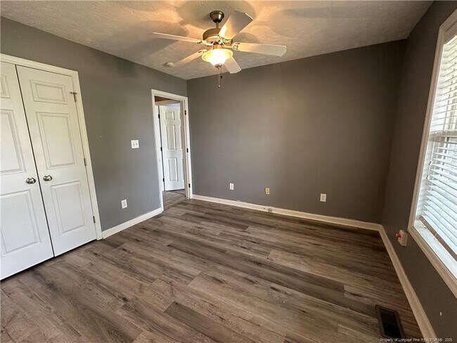 Building Photo - 1404 War Admiral Ct