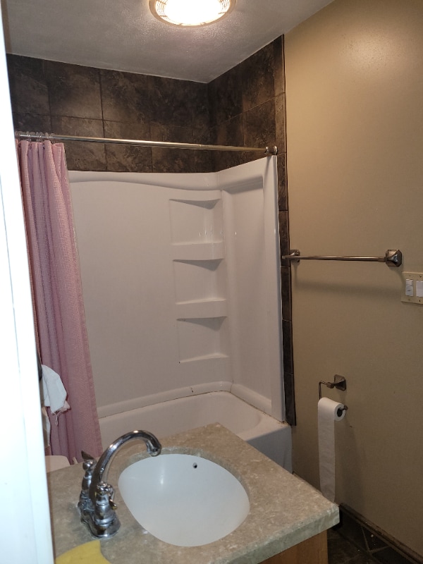 Building Photo - 1621 13th Ave