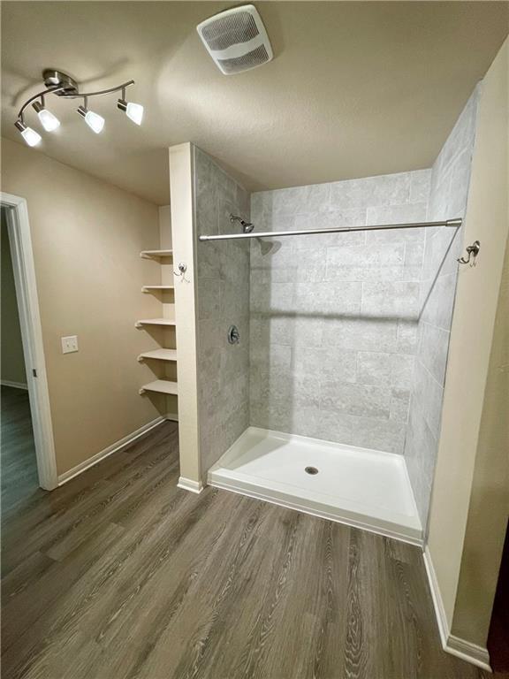 Building Photo - 222 Camellia Dr