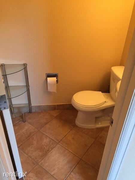 Building Photo - 2 br, 2.5 bath Townhome - 1199 S Monaco Pkwy