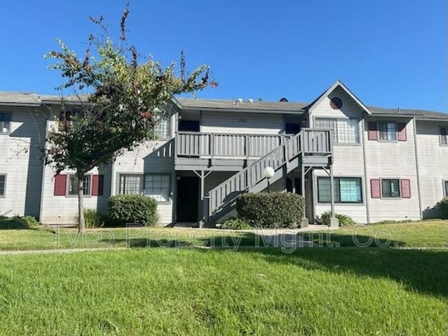 Building Photo - 220 Telegraph Canyon Rd