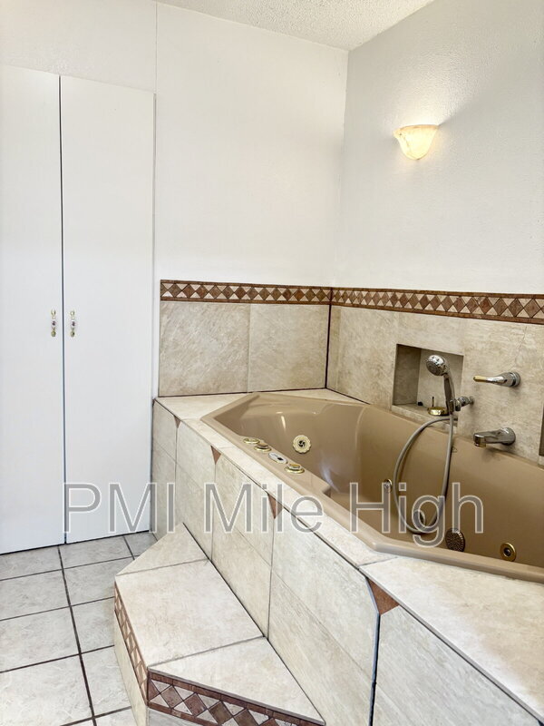 Building Photo - 4498 W 111th Ave